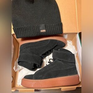 PUMA Women's Authentic Platform Mid OW Wn, Black Fashion Sneakers, size 8